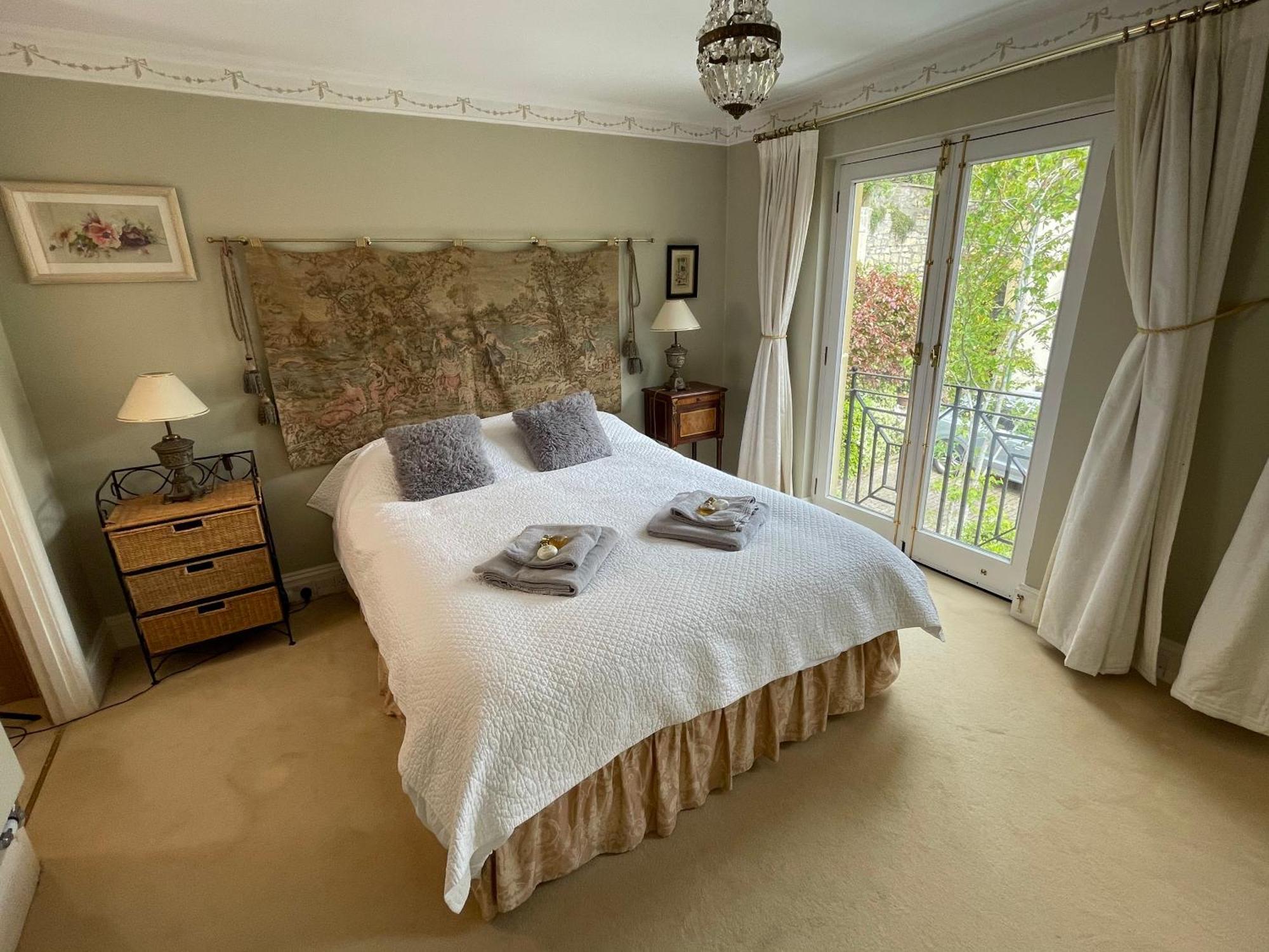 Circus Mews Townhouse:2 Beds:2 En-Suite Baths:Parking:City Centre:Quiet Area Exterior photo